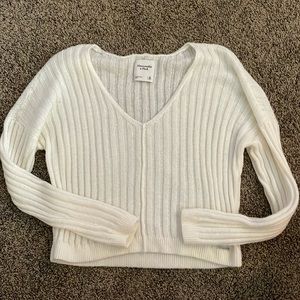 Abercrombie & Fitch Cream Cropped Sweater